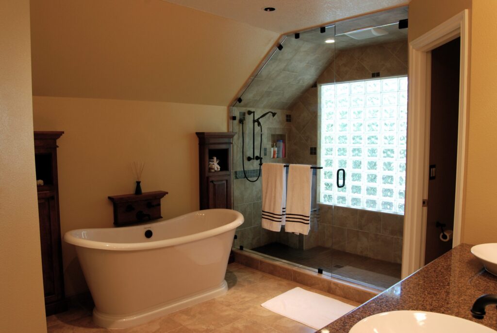Bathroom: dsc 0001